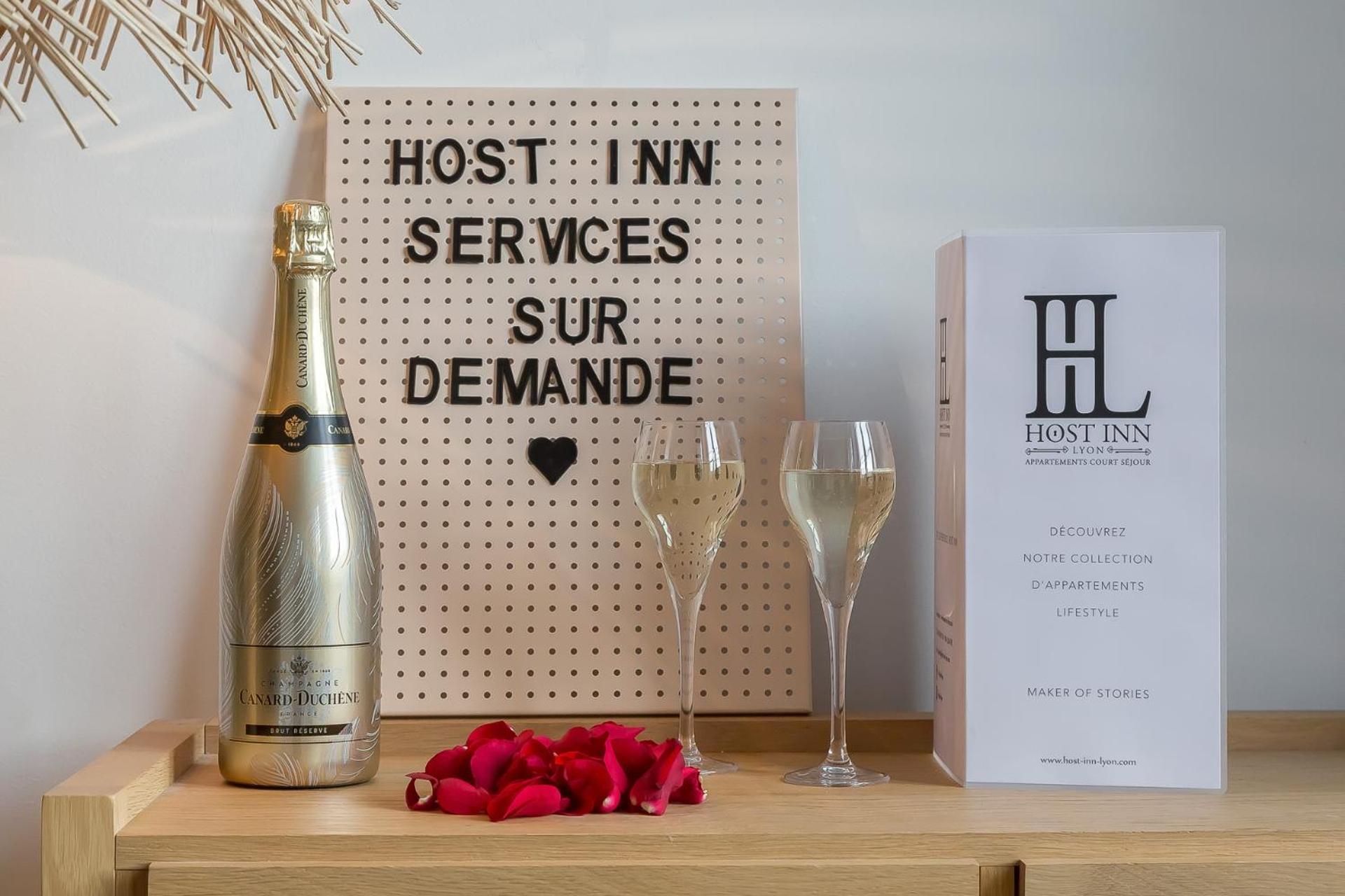 Host Inn - Coeur Vieux Lyon & Spa Экстерьер фото